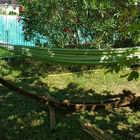 Tropica 2 Confort Climatise * Nîmes